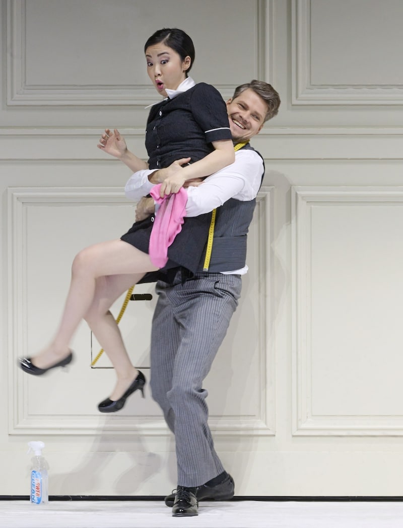 Peter Kellner (Figaro), Ying Fang (Susanna) (Bild: © Wiener Staatsoper / Michael Pöhn)