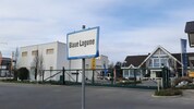 „Blaue Lagune“ in Wiener Neudorf: Erweiterung um ein großes Bauzentrum