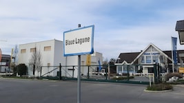 „Blaue Lagune“ in Wiener Neudorf: Erweiterung um ein großes Bauzentrum