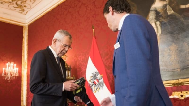 Rainer Predl bei Bundespräsident Alexander Van der Bellen (Bild: Rainer Predl )