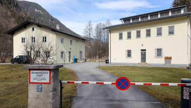 Zells Wasserwerk Prielau soll zeitweise nicht mehr genügend Wasser zur Verfügung stehen. (Bild: Scharinger Daniel)