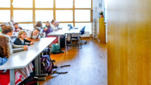 Bayern lockt Lehrer mit mehr Geld ins Klassenzimmer über der Grenze. (Bild: Gerhard Schiel)