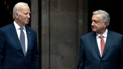 Die Regierung von US-Präsident Joe Biden hat eine Reisewarnung für Mexiko ausgesprochen. Staatschef Andres Manuel Lopez Obrador kann diese überhaupt nicht nachvollziehen und spricht von „Paranoia“. (Bild: APA/AFP/Jim WATSON)