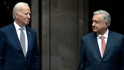 Die Regierung von US-Präsident Joe Biden hat eine Reisewarnung für Mexiko ausgesprochen. Staatschef Andres Manuel Lopez Obrador kann diese überhaupt nicht nachvollziehen und spricht von „Paranoia“. (Bild: APA/AFP/Jim WATSON)