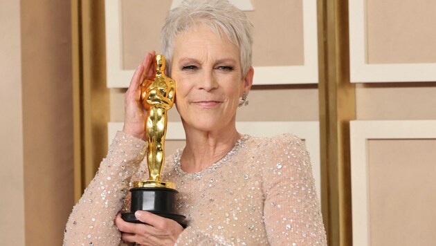 Jamie Lee Curtis wurde am Sonntag als beste Nebendarstellerin bei den Oscars ausgezeichnet. (Bild: APA/Getty Images via AFP/GETTY IMAGES/Rodin Eckenroth)