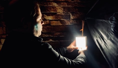 „In einem Blackout gibt es keine Straßenlaternen, irgendwann keine Autolichter, keinen Lärm, es ...
