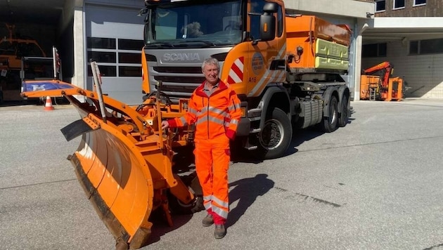 Asfinag-Mitarbeiter Andreas Kogler stoppte mit einem Räumfahrzeug eine Geisterfahrerin auf der A9 bei Liezen. (Bild: Asfinag)