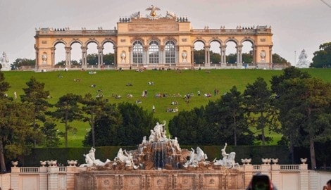 Der im digitalen Kartendienst am häufigsten bewertete Ort hierzulande ist das Schloss Schönbrunn mit mehr als 158.000 Rezensionen. (Bild: Starpix/ Alexander TUMA)