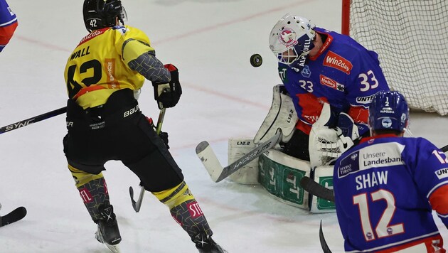 HCI-Goalie Tom McCollum spielte stark, war aber machtlos. (Bild: Birbaumer Christof)