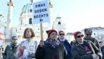 Teilnehmer der Gruppe „Omas gegen rechts“ bei der Wiener Demo am vergangenen Samstag gegen Schwarz-Blau (Bild: APA/KLAUS TITZER)