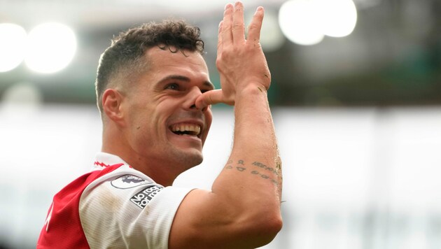 Granit Xhaka jubelt über seinen Treffer zum zwischenzeitlichen 3:0. (Bild: Associated Press)