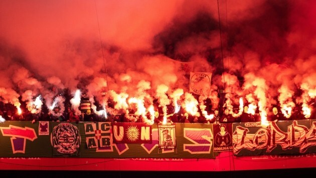 Die Fans des SK Rapid eskalierten im Derby gegen die Austria. (Bild: GEPA pictures)