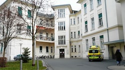Zwölf von 15 spezialisierten Pflegekräften wollen laut einem internen Schreiben das LKH Graz jetzt auf einen Schlag verlassen. (Bild: Sepp Pail)