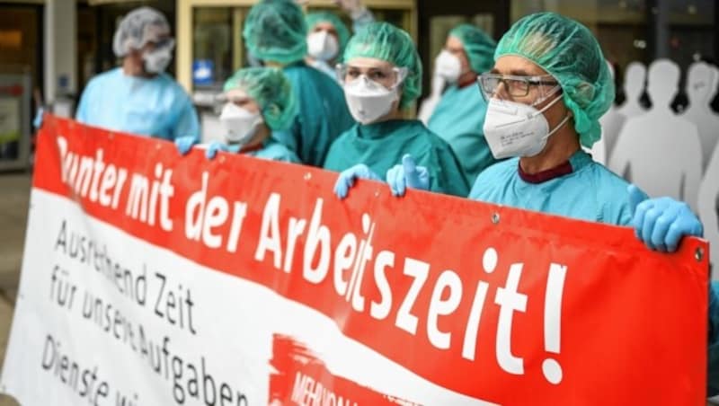 Mehr Wertschätzung seitens des Arbeitgebers wünscht sich das angestammte steirische Krankenhaus-Personal. (Bild: Alexander Schwarzl)