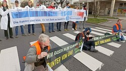 Gemeinsam mit Wissenschaftlern wurde demonstriert. (Bild: Letzte Generation. Österreich)