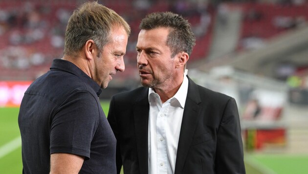 Lothar Matthäus (r.) fand nach dem Spiel deutliche Worte über Hansi Flick (l.). (Bild: APA/AFP/Christof STACHE)