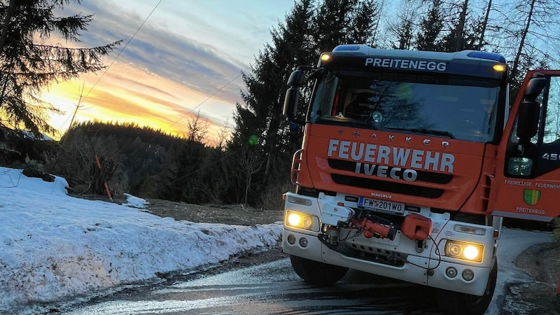 Die Freiwillige Feuerwehr Preitenegg machte 84 Wassertransporte. Bauern brauchen Regen. (Bild: Christian Kriegl)