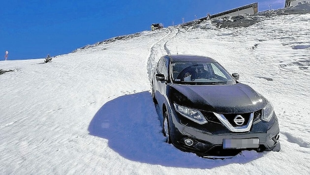 Im freien Gelände in Hochgurgl machte sich das Auto auf zum „Skifahren“. (Bild: zoom.tirol)