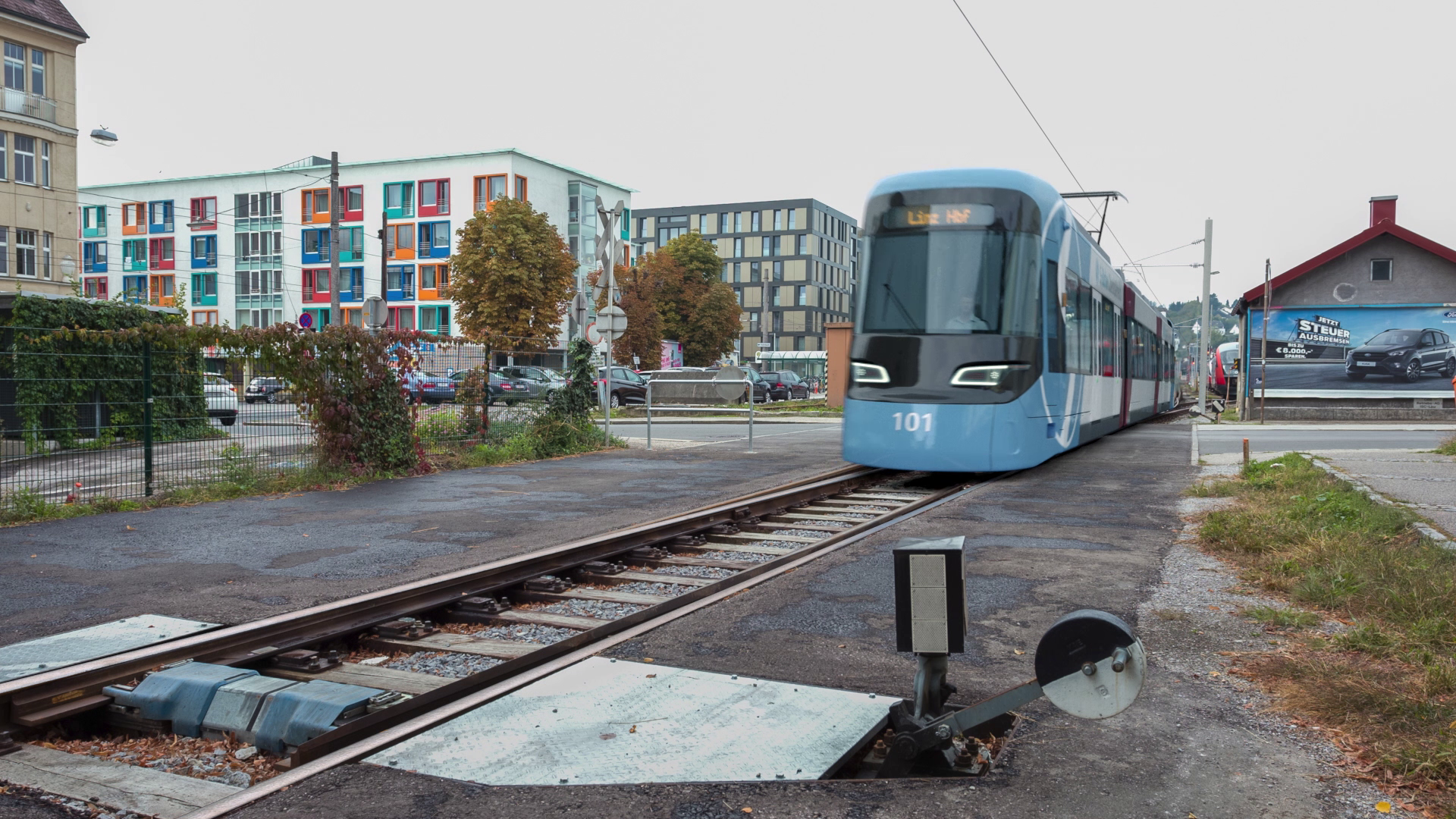 The new light rail will also run through Linz-Urfahr, as this visualization shows. (Bild: Schiene OÖ)