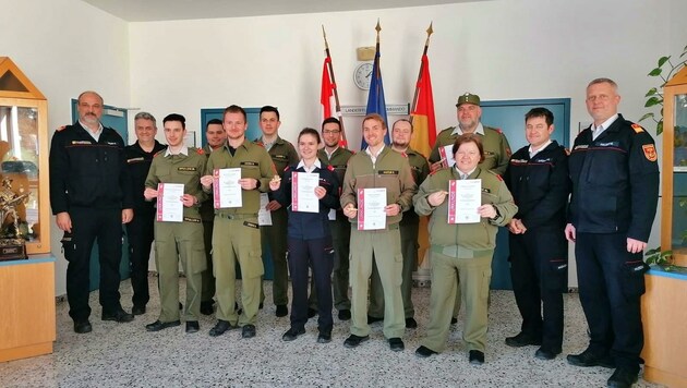 Das harte Training und die vielen Stunden im Lehrsaal haben sich bezahlt gemacht. (Bild: Bezirksfeuerwehrkommando Eisenstadt Umgebung)