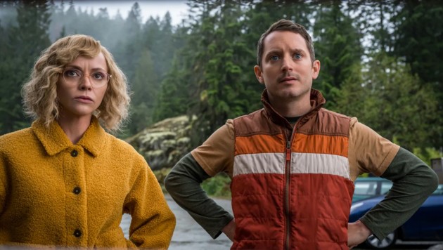 Christina Ricci und Elija Wood gehören zur Star-Besetzung von „Yellowjackets“. (Bild: Paramount+)