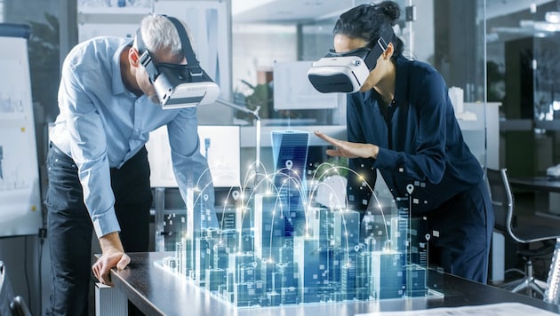 Virtual- und Augmented-Reality-Anwendungen werden nach Auffassung von Experten fixer Bestandteil unserer modernen Arbeitswelt sein. (Bild: Gorodenkoff Productions OU, stock.adobe.com)