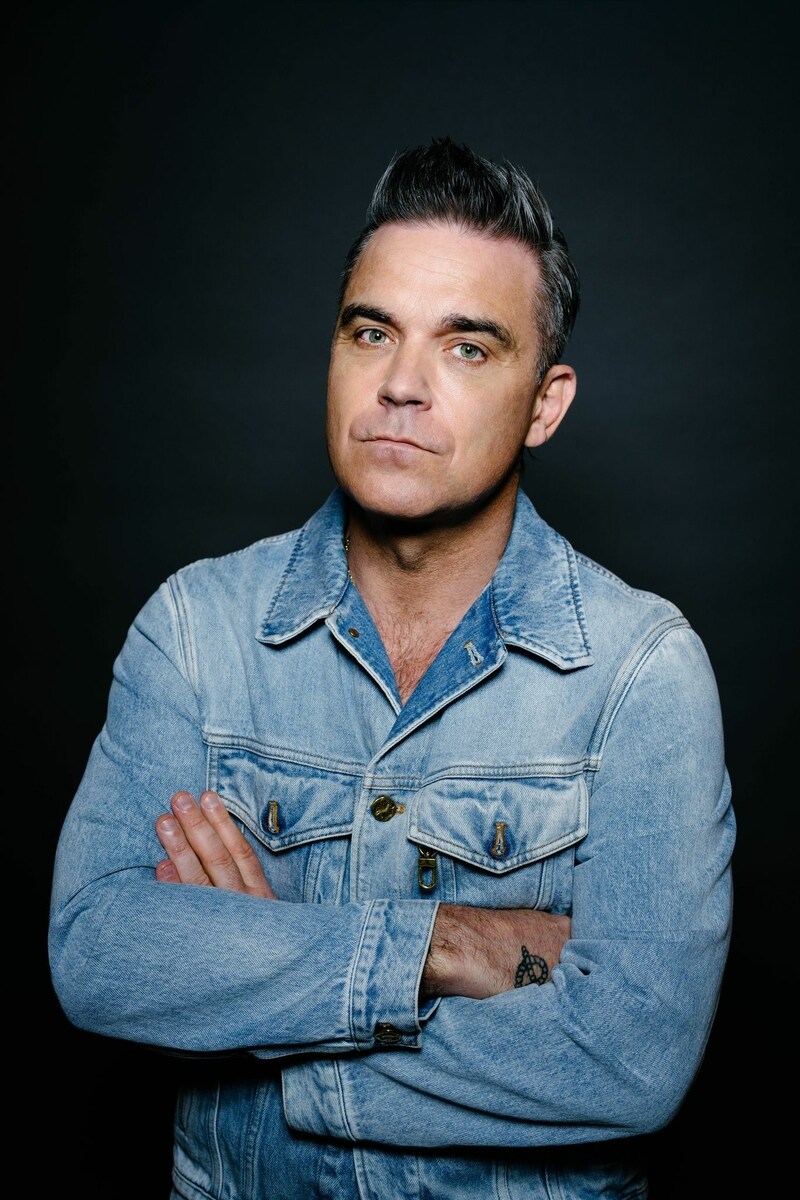 Robbie Williams feiert seinen dritten Auftritt in Österreich. Dieses Mal wird er das Viereck am Fuß der Burg Hochosterwitz zum Beben bringen. (Bild: Robbie Williams/Barracuda Music)