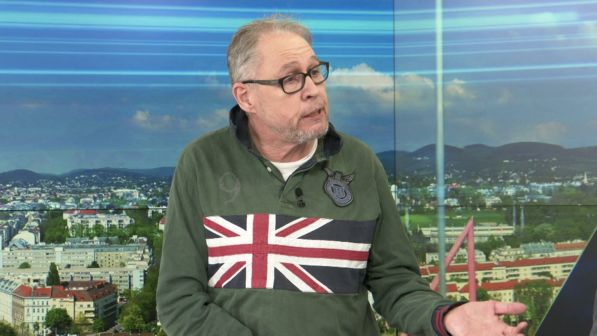 Großbritannien-Experte und „Krone“-Journalist Mark Perry über die anstehende Krönung (Bild: krone.tv)