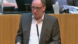 Sozialminister Johannes Rauch (Grüne) liebäugelt mit Rot-Grün-Pink nach der nächsten Nationalratswahl. (Bild: Screenshot/ORF)