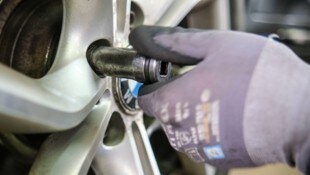 Hay grandes diferencias de precio al cambiar de neumáticos de invierno a neumáticos de verano.  (Imagen: Einöder Horst)