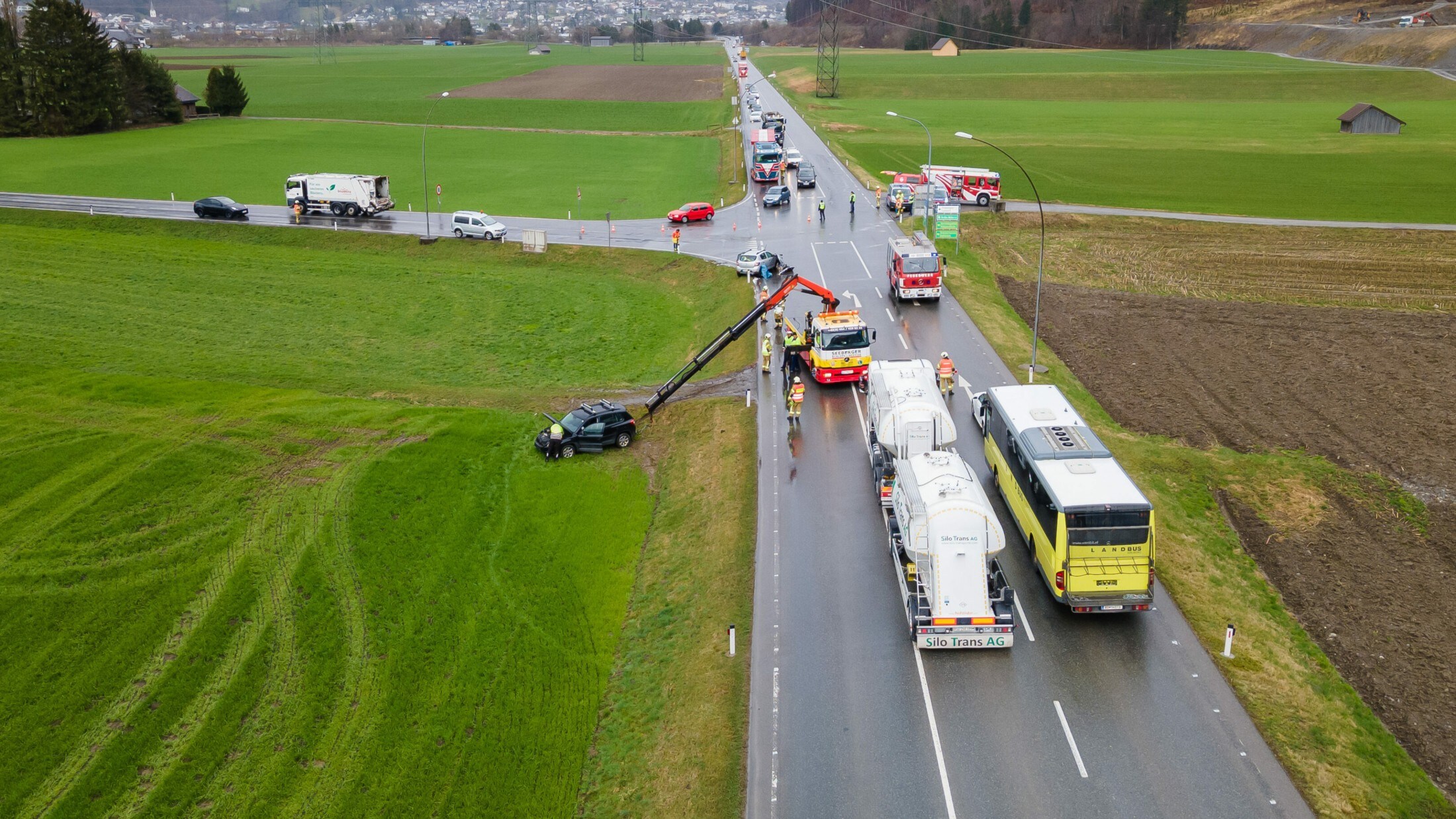 Frontal-Kollision - Zwei Schwerverletzte Nach Crash In Vorarlberg ...