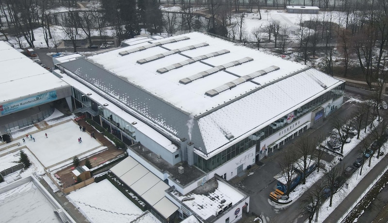 Die Politik hat zur Eisarena unterschiedliche Meinungen. (Bild: Scharinger Daniel)