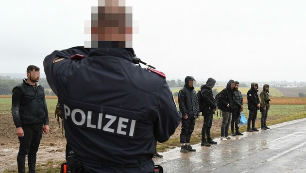 Es vergeht kaum ein Tag, an dem im Burgenland an den Grenzen keine Illegalen aufgegriffen werden. (Bild: Huber Patrick)