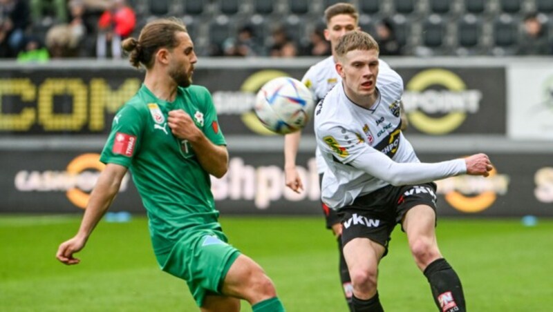 Lukas Sulzbacher (WSG Tirol) und David Herold (Altach) (Bild: GEPA)