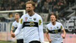 Noah Bischof celebra su gol contra WSG Tirol.  (Imagen: GEPA)