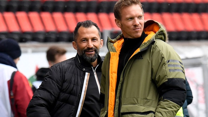 Hasan Salihamidzic (li.) und Julian Nagelsmann (Bild: APA/AFP/Thomas KIENZLE)