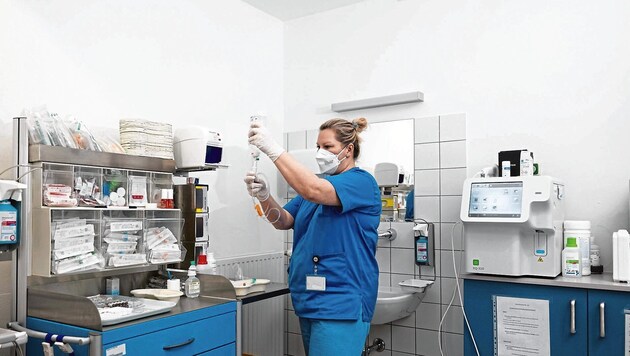 Hastaneler personel eksikliği altında inliyor. (Bild: Wr. Gesundheitsverbund / Meieregger)