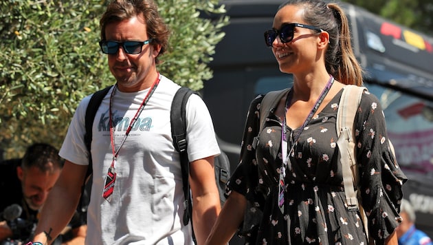 Fernando Alonso und TV-Lady Andrea Schlager sind kein Paar mehr. (Bild: GEPA pictures)