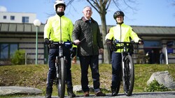 Innenminister Karner will 350 Fahrradpolizisten in ganz Österreich. (Bild: APA/EVA MANHART)