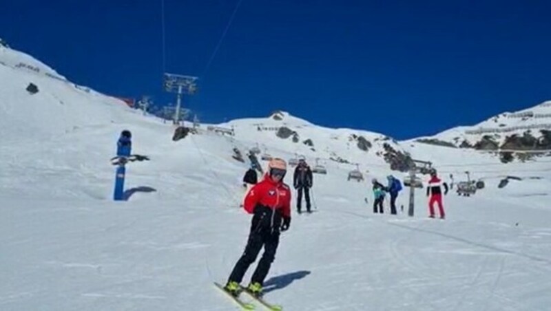 Stefan Kraft beim JumpandReach-Skitag. (Bild: JumpandReach (Video-Screenshot))