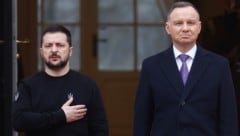 von links: Der ukrainische Präsident Wolodymyr Selenskyj und sein polnischer Amtskollege Andrzej Duda (Bild: Wojtek Radwanski/AFP)