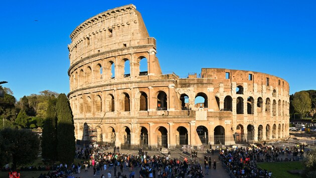 Bis zu 74 Euro sollen Besucher für einen Kolosseum-Besuch bezahlt haben. (Bild: Andreas Solaro/AFP)