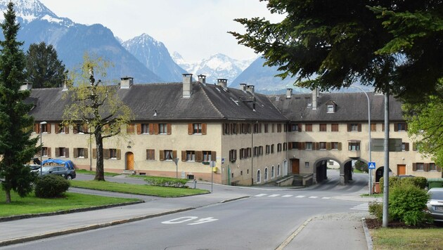 Die Südtiroler Siedlung in Bludenz ist in die Jahre gekommen und muss saniert werden - der Baustart wird noch im April erfolgen. (Bild: Stadt Bludenz)