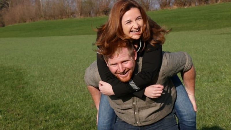 Marlene Svazek mit ihrem besten Freund Sebastian Schmuck (Bild: Tschepp Markus)