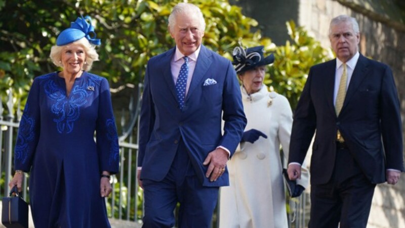 König Charles, Königin Camilla, Prinzessin Anne und Prinz Andrew (Bild: AFP/Yui Mok)