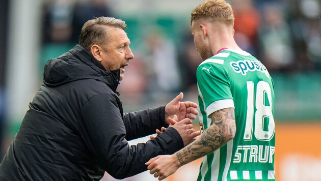 Zoran Barisic (li.) im Gespräch mit Oliver Strunz (Bild: GEPA pictures)