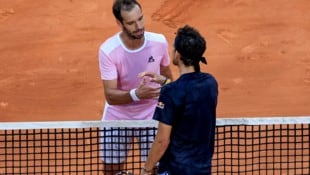 Richard Gasquet beim Handshake mit Dominic Thiem  (Bild: AFP or licensors)