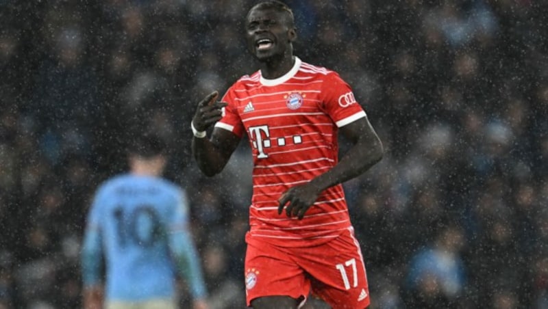 Sadio Mane beschwert sich am Spielfeld lautstark bei seinen Mitspielern - allen voran bei Leroy Sane. (Bild: APA/AFP/Paul ELLIS)