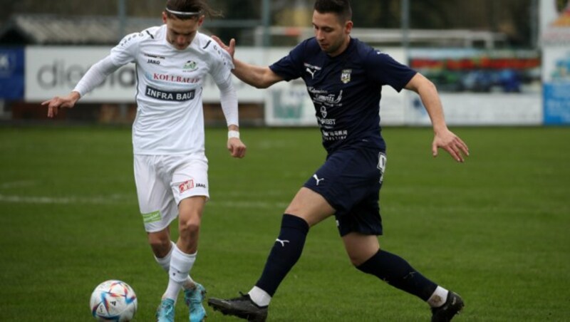 Schaffen Franz Mrkonjic (re.) und Co. den Verbleib in der Salzburger Liga, trifft der UFV Thalgau im kommenden Jahr auf den SAK 1914 - ohne Roman Wallner. (Bild: Kronen Zeitung)