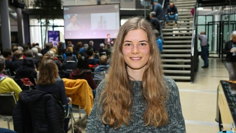 Maria Jernej (24) studiert Physik an der Technischen Uni Graz. (Bild: Christian Jauschowetz)